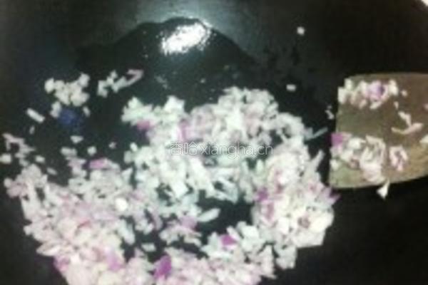咖喱猪排蛋包饭的做法图解3