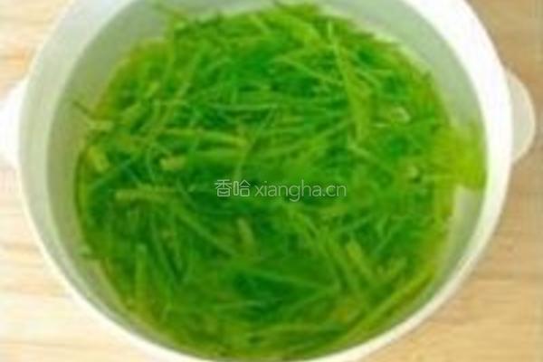 凉拌什锦菜的做法图解1