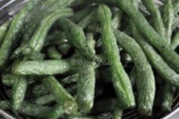 橄菜煸豆角的做法图解3