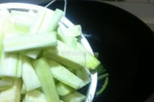 鲜香菜脯丝瓜的做法图解4
