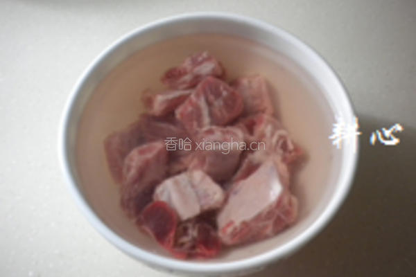 竹荪腐竹排骨煲的做法图解2