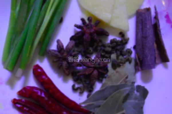 云南小毛豆煮花生的做法图解3