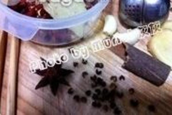 绝味麻辣卤鸡翅的做法图解1