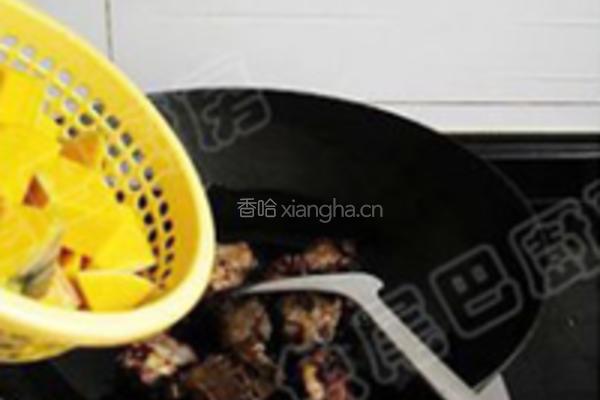 南瓜豆豉炒排骨的做法图解9