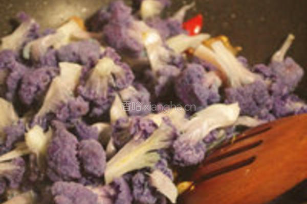 干锅紫菜花的做法图解3