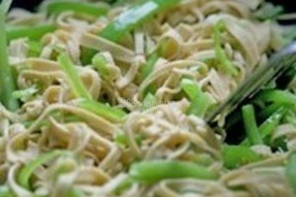 尖椒炒豆腐丝的做法图解3