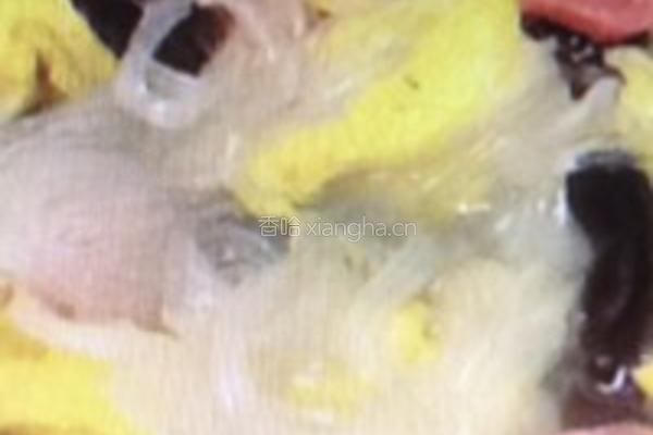 相思木娃娃菜汤的做法图解3