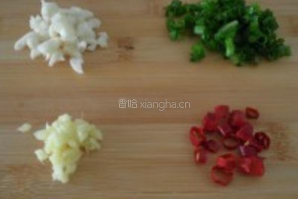 酒酿香酥竹签烤带鱼的做法图解2