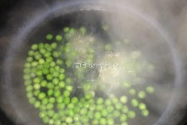 青豆菌菇鲜虾汤的做法图解4