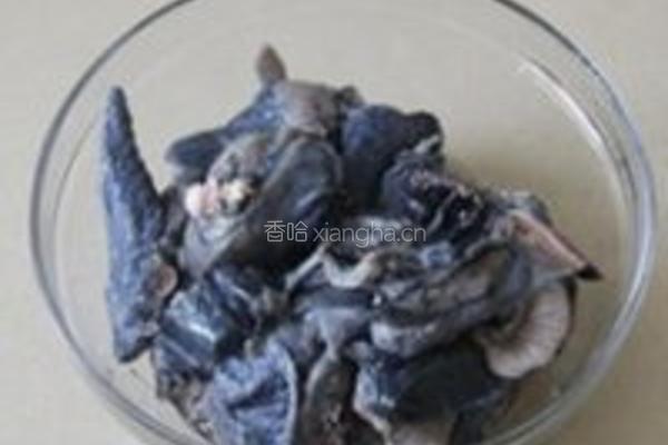 红桃K乌鸡汤的做法图解1