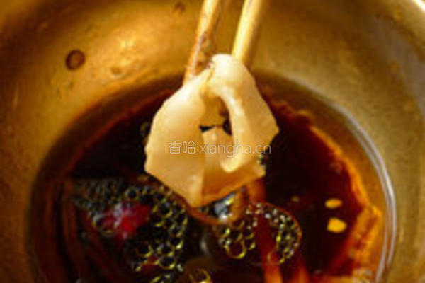 花胶螺片乌鸡养颜汤的做法图解6