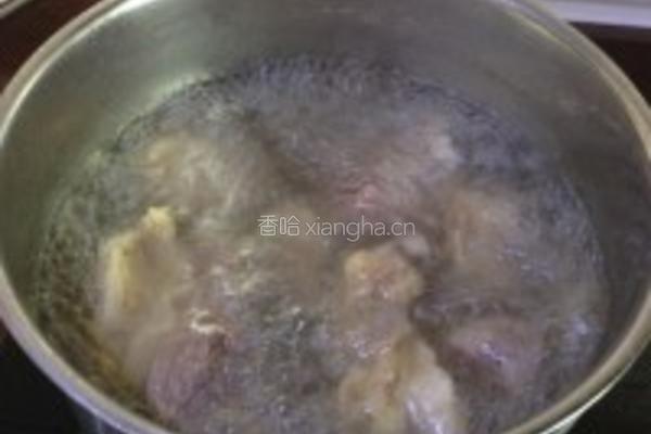 当归黄芪炖牛腱的做法图解4