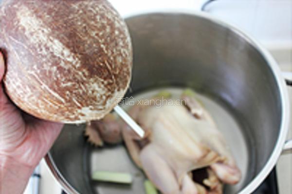 椰汁芸豆鸡汤的做法图解3