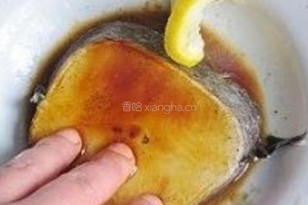 红酒柠香银鳕鱼的做法图解7