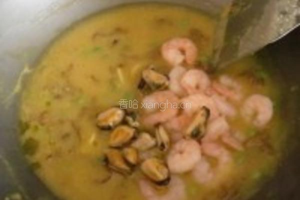 海鲜咖喱饭搭配玉米甜奶油的做法图解10
