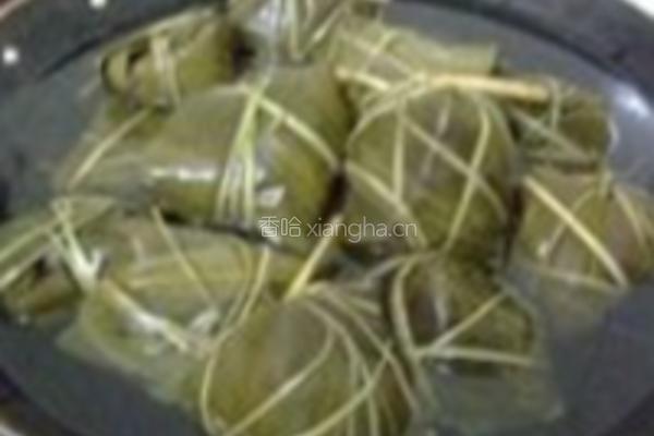 端午咸肉粽的做法图解11