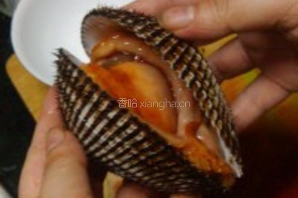 赤贝刺生的做法图解1