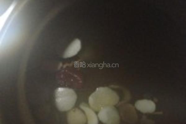 虫草花排骨汤的做法图解1