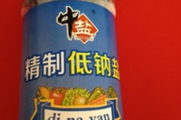 蘑菇木耳乌骨鸡汤的做法图解7