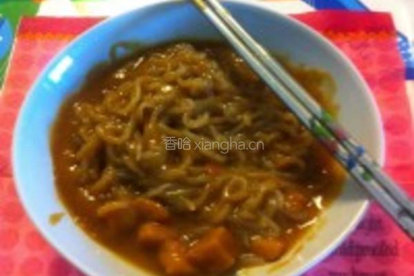 咖喱魔芋粉丝煲的做法图解3