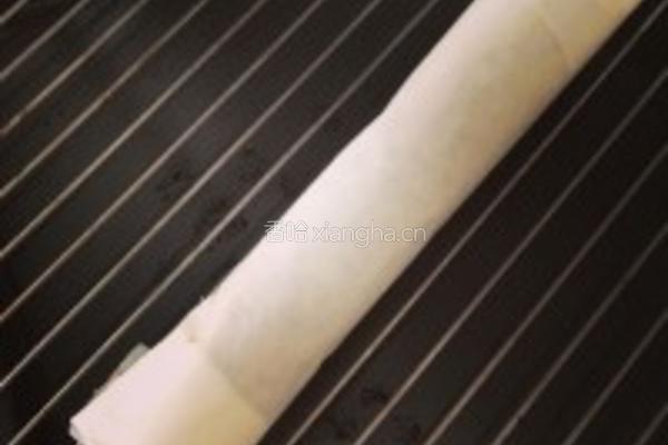 烤羊肉西葫芦配鱼子酱的做法图解4