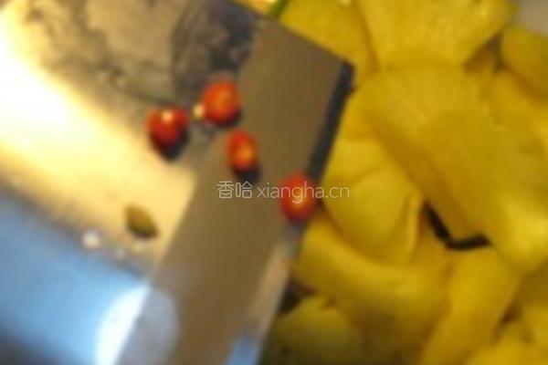LUSIK宅男厨房香茅草菠萝沙拉的做法图解4