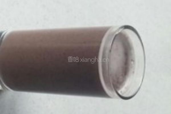 黑豆黑米花生豆浆的做法图解2