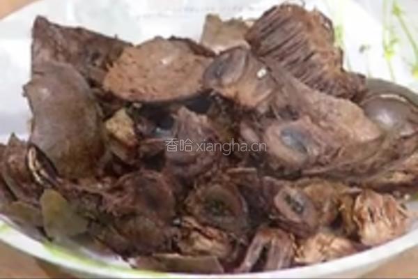 罗汉果菊花茶的做法图解1