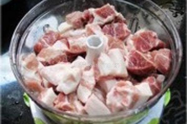 荸荠玉米饺子的做法图解7