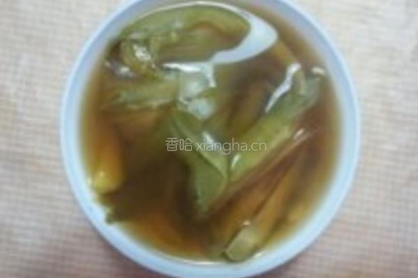 响螺海底椰霸王花汤的做法图解4