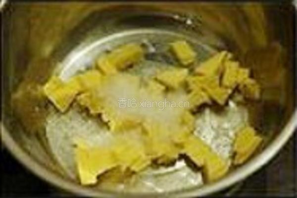 土豆泥鳀鱼杯子蛋糕的做法图解1