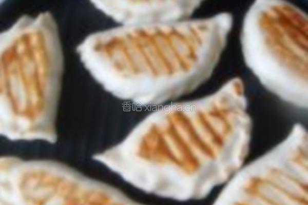 荠菜盒子的做法图解6