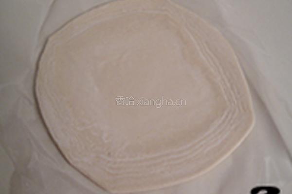 菠萝金枪鱼披萨的做法图解2