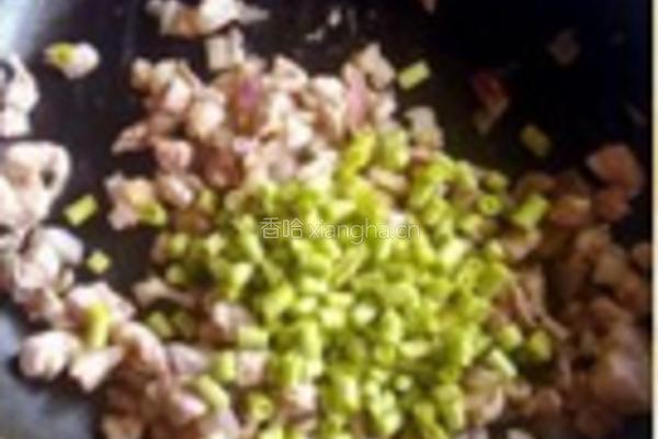 豇豆肉酱拌面的做法图解12