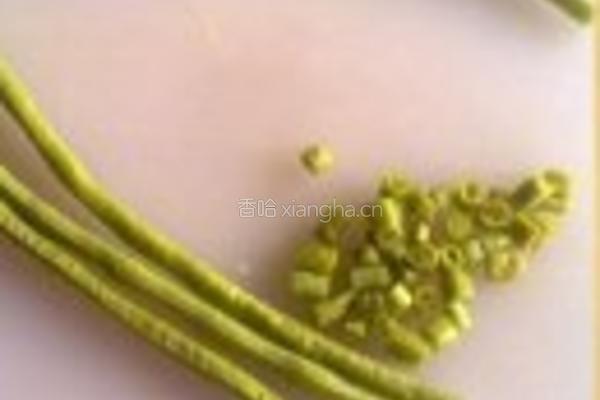 豇豆肉酱拌面的做法图解2