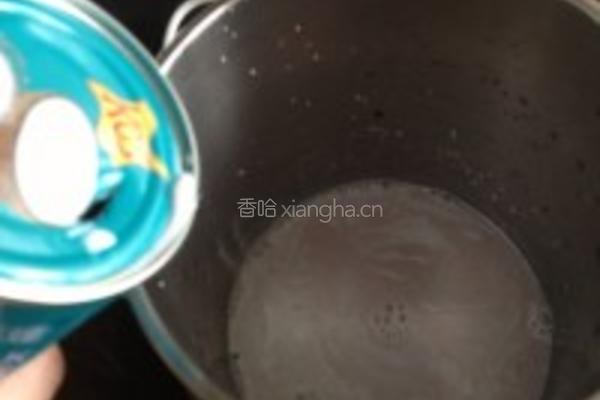 椰浆薏仁紫米露的做法图解3