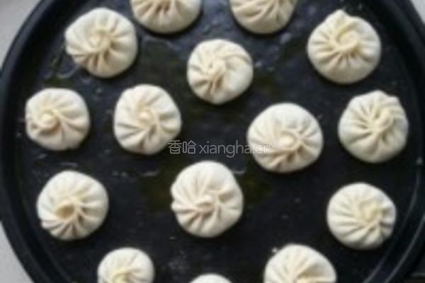 荠菜小煎包的做法图解4