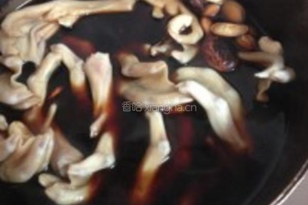 芸豆焖鸭掌的做法图解3