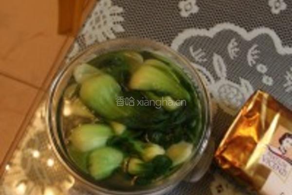 健健康康水煮小白菜的做法图解1