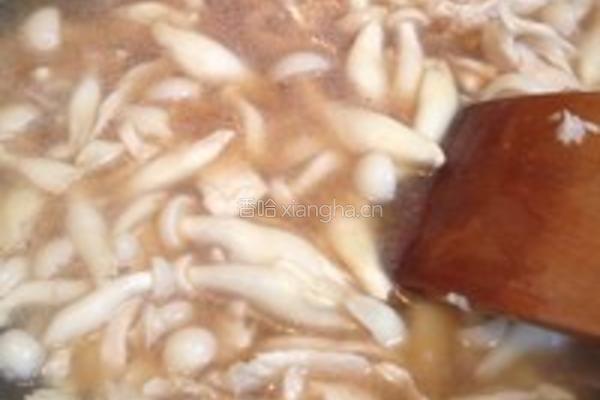 鸡肉炒腿菇的做法图解4