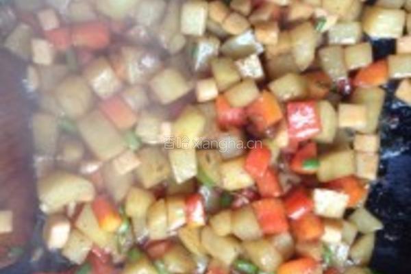土豆萝卜焖饭的做法图解6