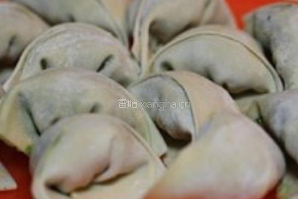 荠菜鸡蛋大馄饨的做法图解3
