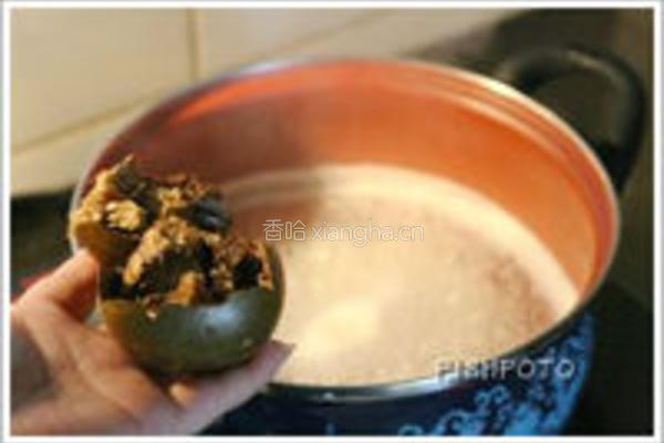 罗汉果燕麦瘦肉粥的做法图解5