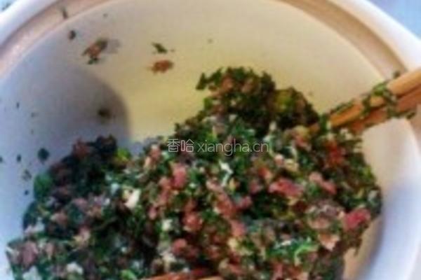 荠菜猪肉生煎包的做法图解3