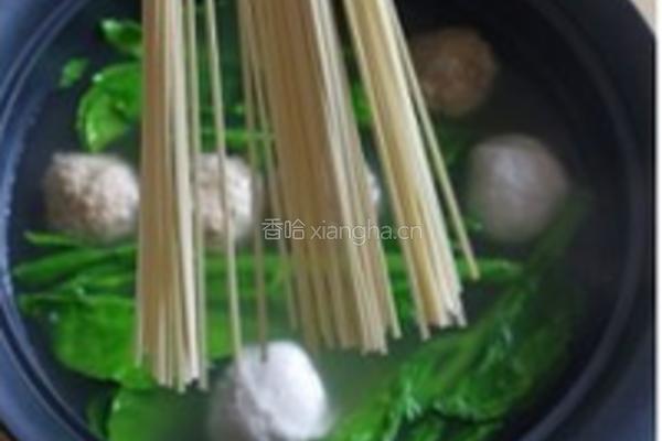 贡丸鲜蔬面的做法图解4