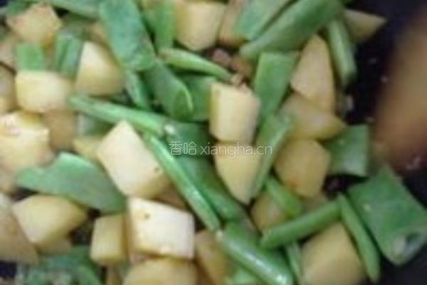 酱焖芸豆土豆的做法图解1
