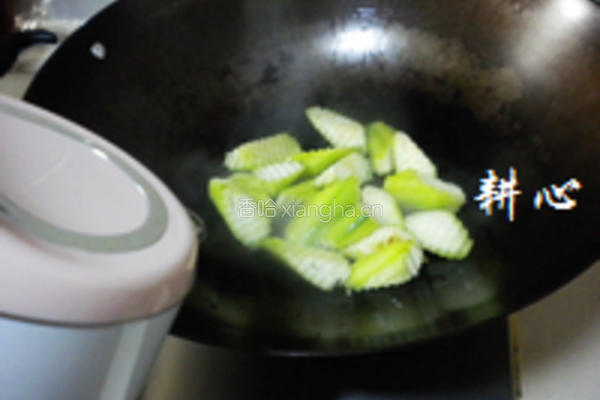 冬菜丝瓜炒木耳的做法图解7