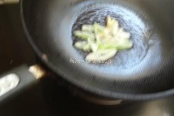 肉肠烧海参的做法图解4