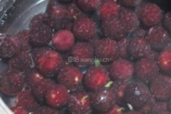 柠檬杨梅露的做法图解1