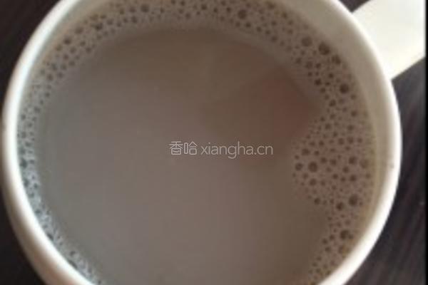 黑豆核桃芝麻豆浆的做法图解5
